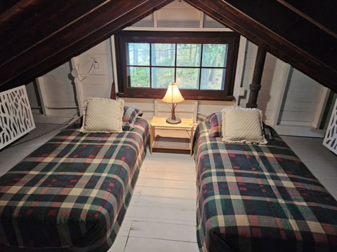 Cottage Bedroom Loft