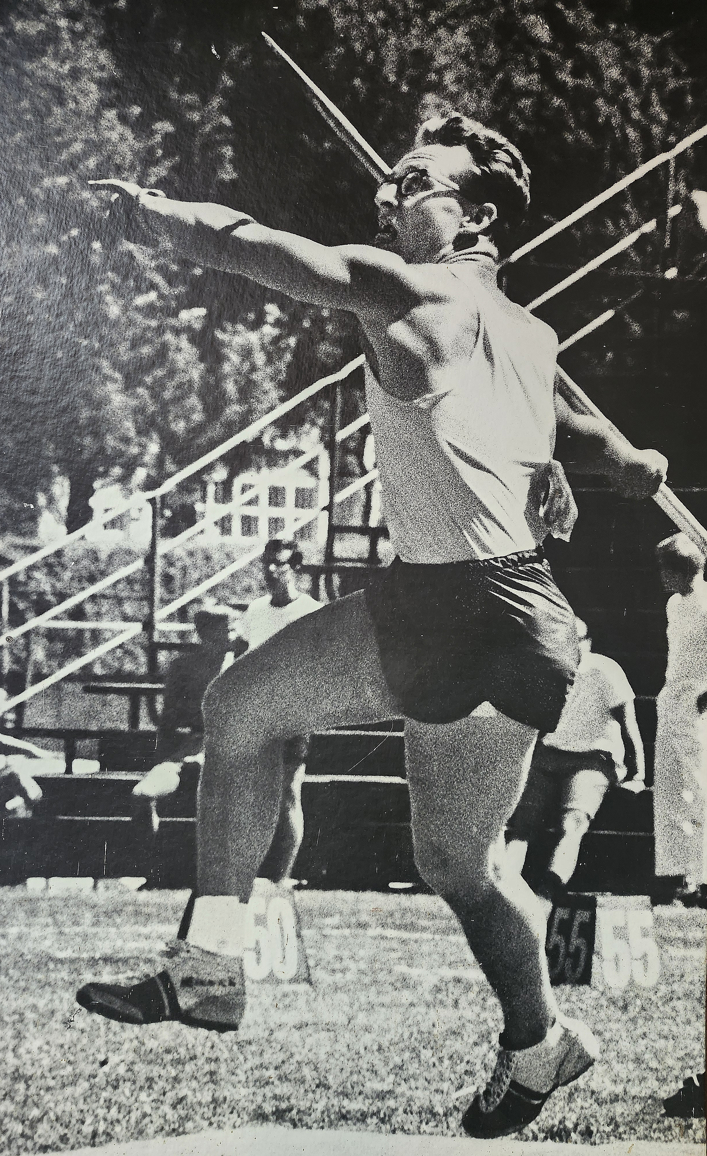 Bill Heikkilä competing