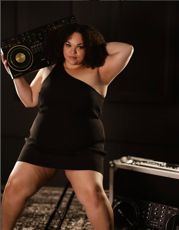 DJ Cookie with controller