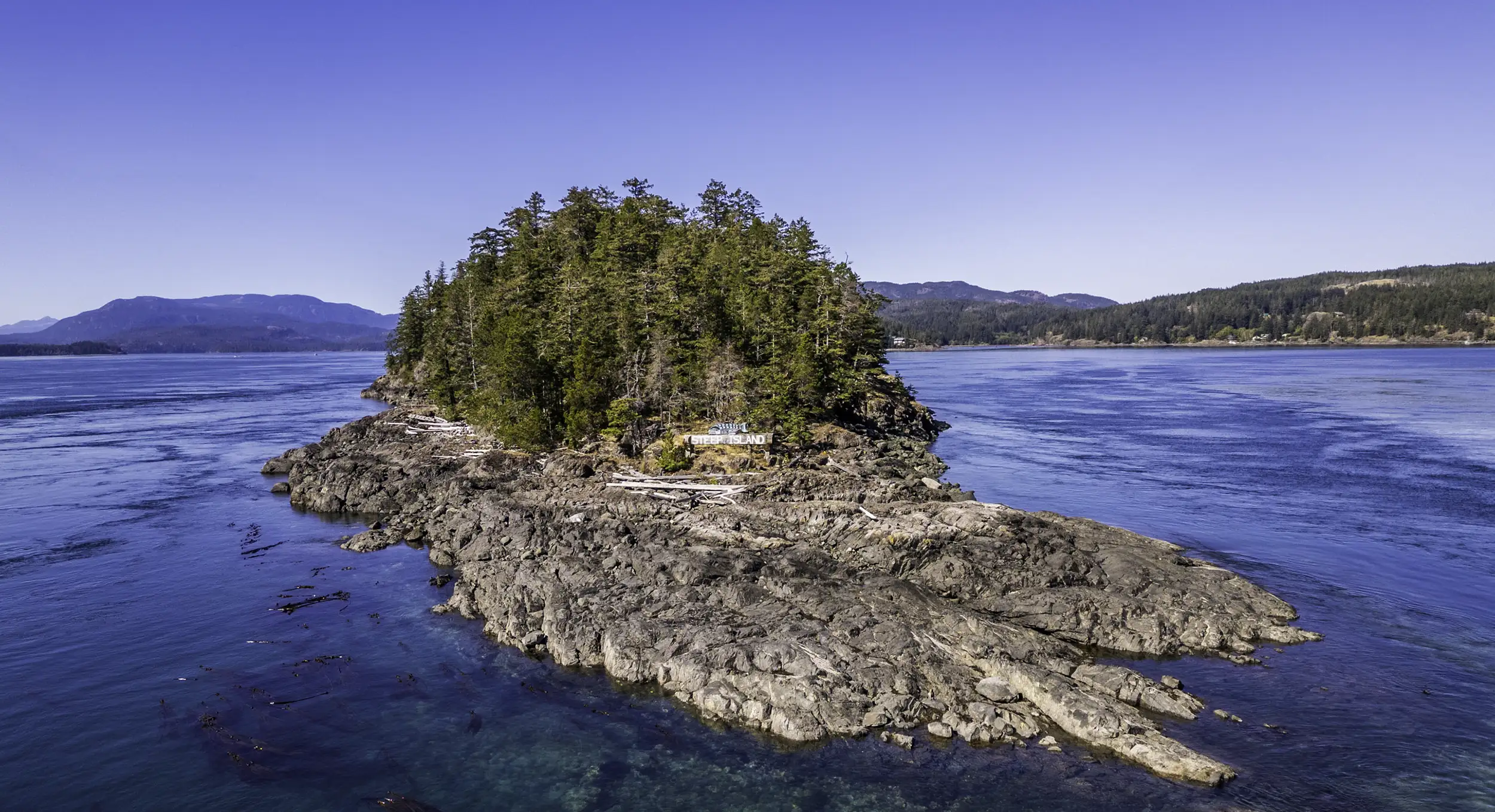 Steep Island Lodge