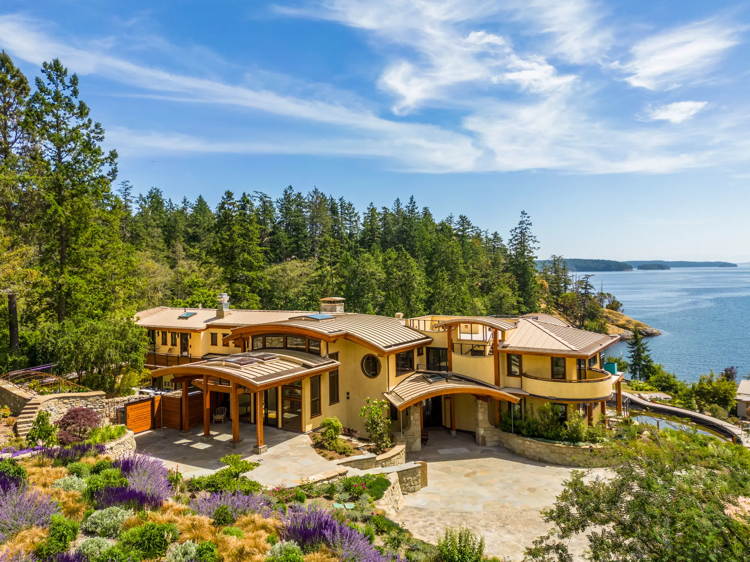 Lightwater Cove