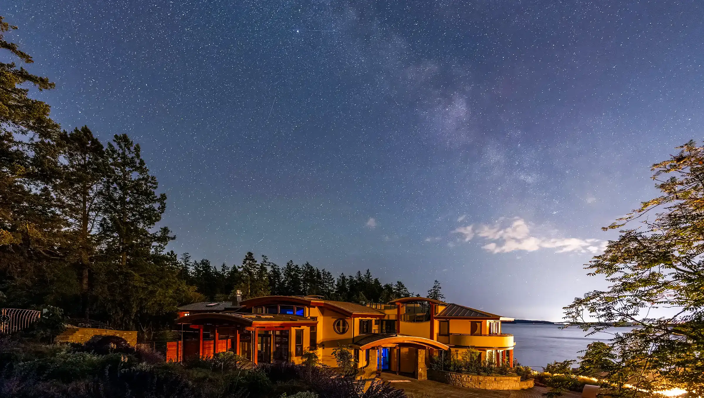Lightwater Cove