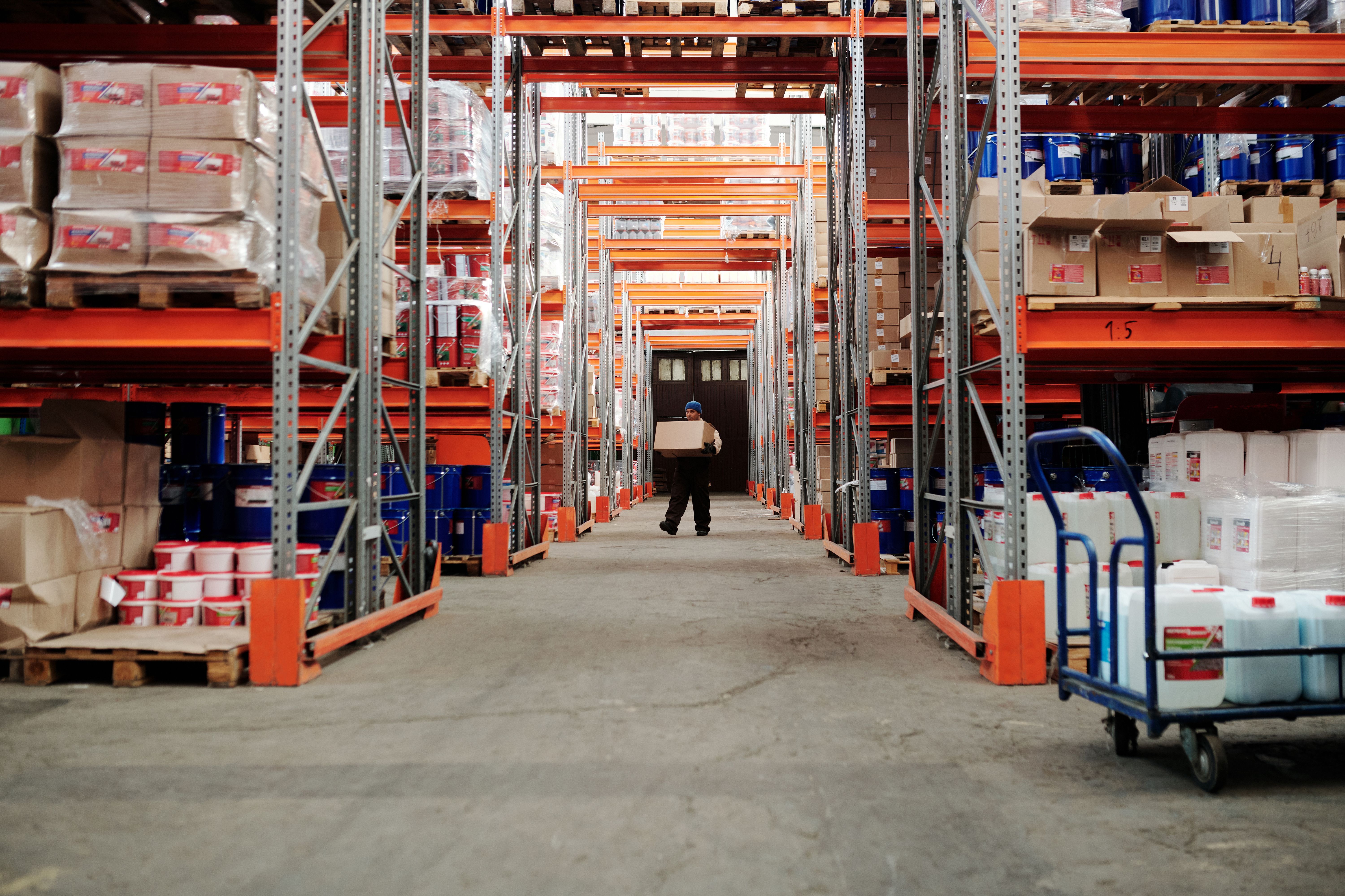 European fulfilment warehouse with organized parcels